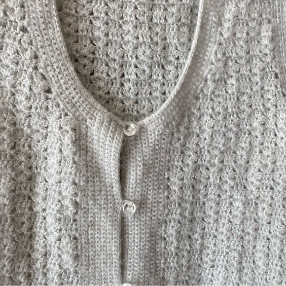 Beautiful handmade crochet vest - Picture 4 of 8